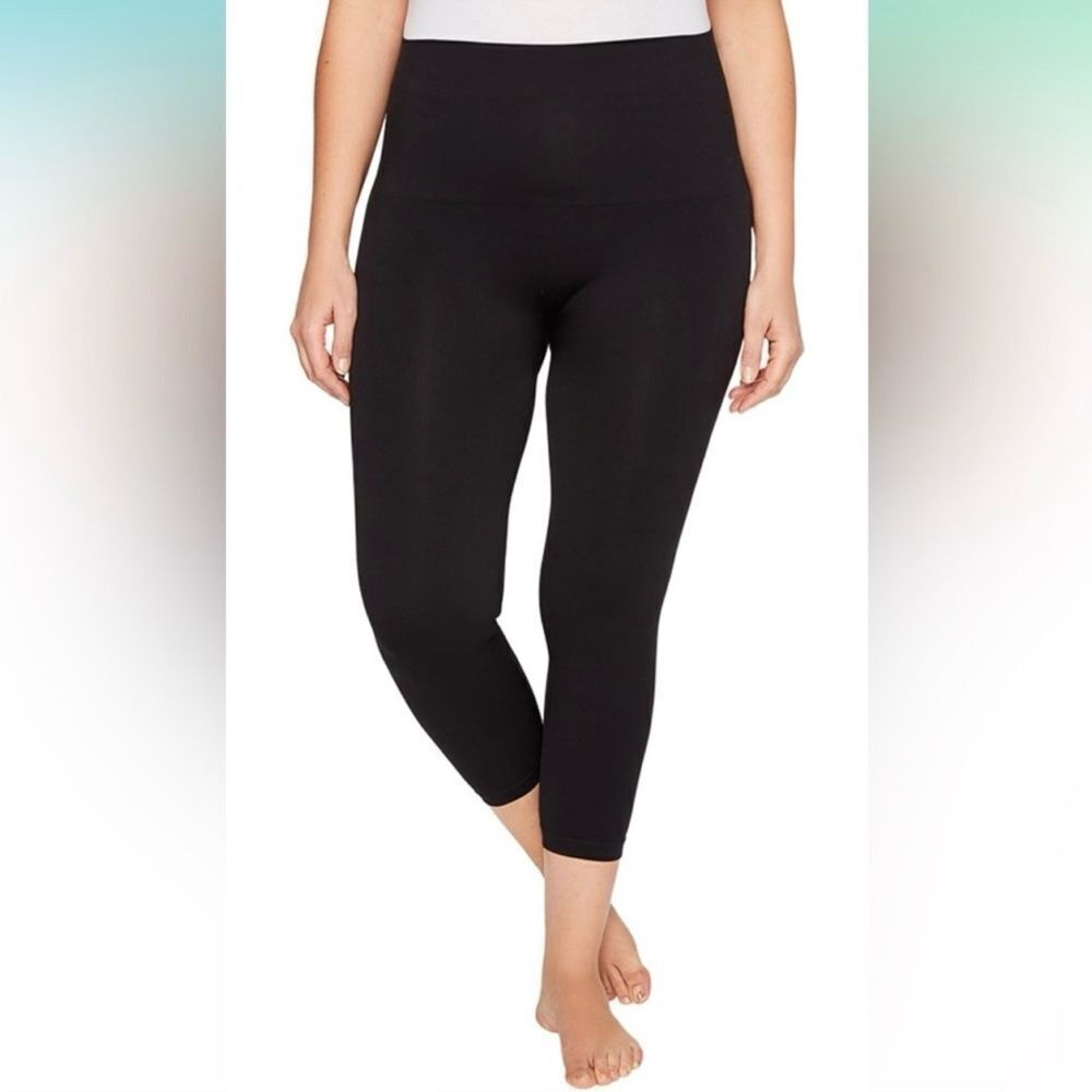 SPANX cropped lamn leggings very black Sz 1X
New with Tags